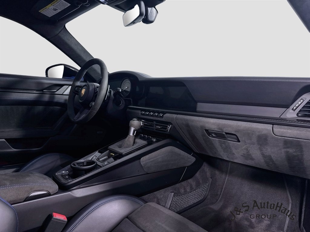 Used 2022 Porsche 911 GT3 RWD image 38