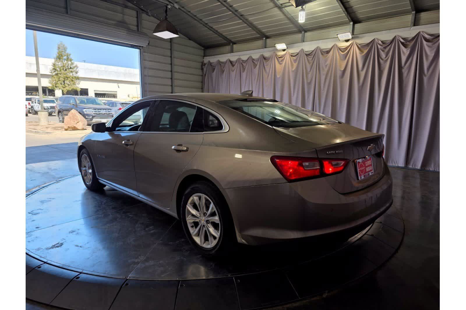 Used 2024 Chevrolet Malibu LT FWD image 10