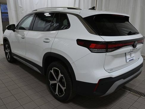 New 2026 Volkswagen Tiguan SE image 10