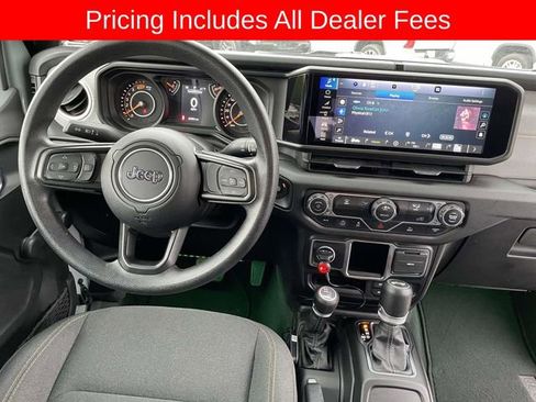 Used 2024 Jeep Wrangler Sport AWD/4WD image 18