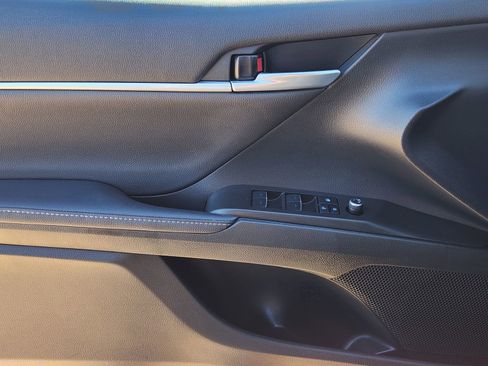 Used 2023 Toyota Camry XSE w/ Navigation Package image 26