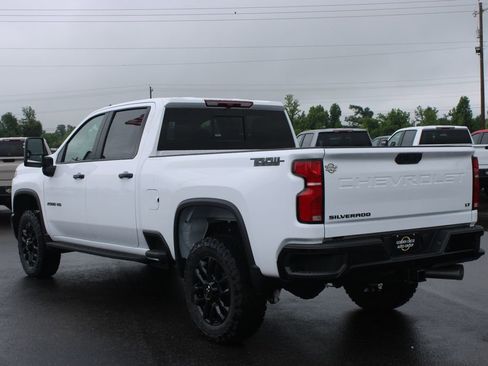 New 2026 Chevrolet Silverado 2500 LT w/ Trail Boss Package AWD/4WD image 7