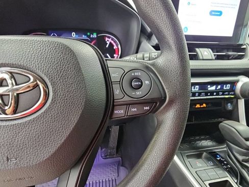 Used 2023 Toyota RAV4 XLE w/ Convenience Package FWD image 25