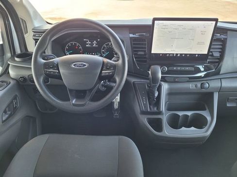 Used 2023 Ford Transit 350 XLT image 7