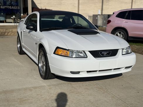 Used 2002 Ford Mustang GT image 3