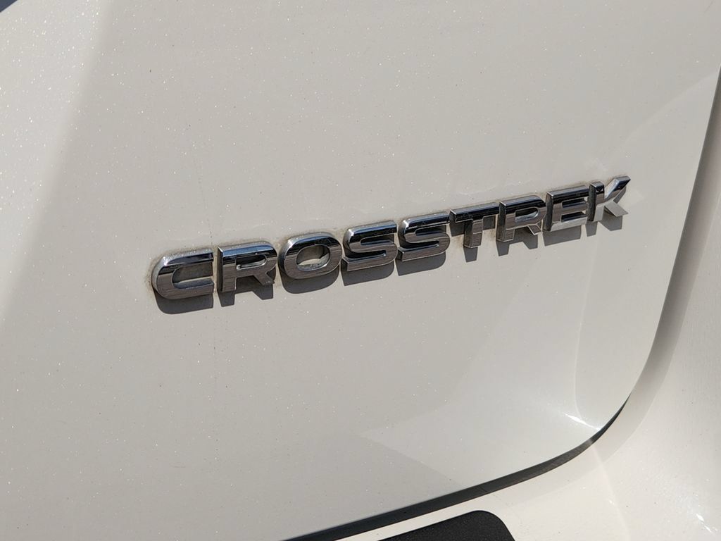 Certified 2022 Subaru Crosstrek 2.5i Limited w/ Moonroof Package 2 AWD/4WD image 11