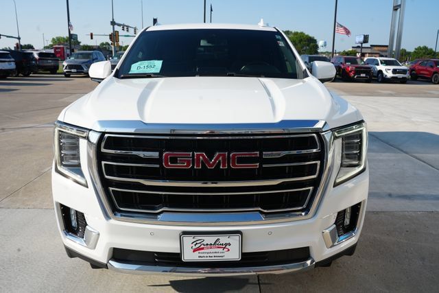 Used 2021 GMC Yukon XL SLT AWD/4WD image 32