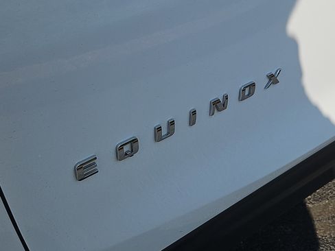 Used 2022 Chevrolet Equinox LT AWD/4WD image 5