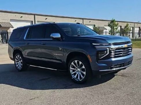 New 2026 Chevrolet Suburban Premier AWD/4WD image 2