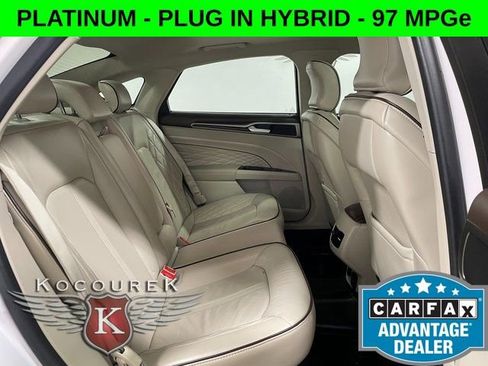 Used 2018 Ford Fusion Energi Platinum image 22
