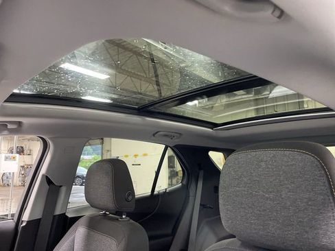 Used 2023 Chevrolet Equinox LT AWD/4WD image 22