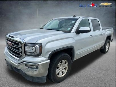 Used 2017 GMC Sierra 1500 SLE w/ SLE Value Package
