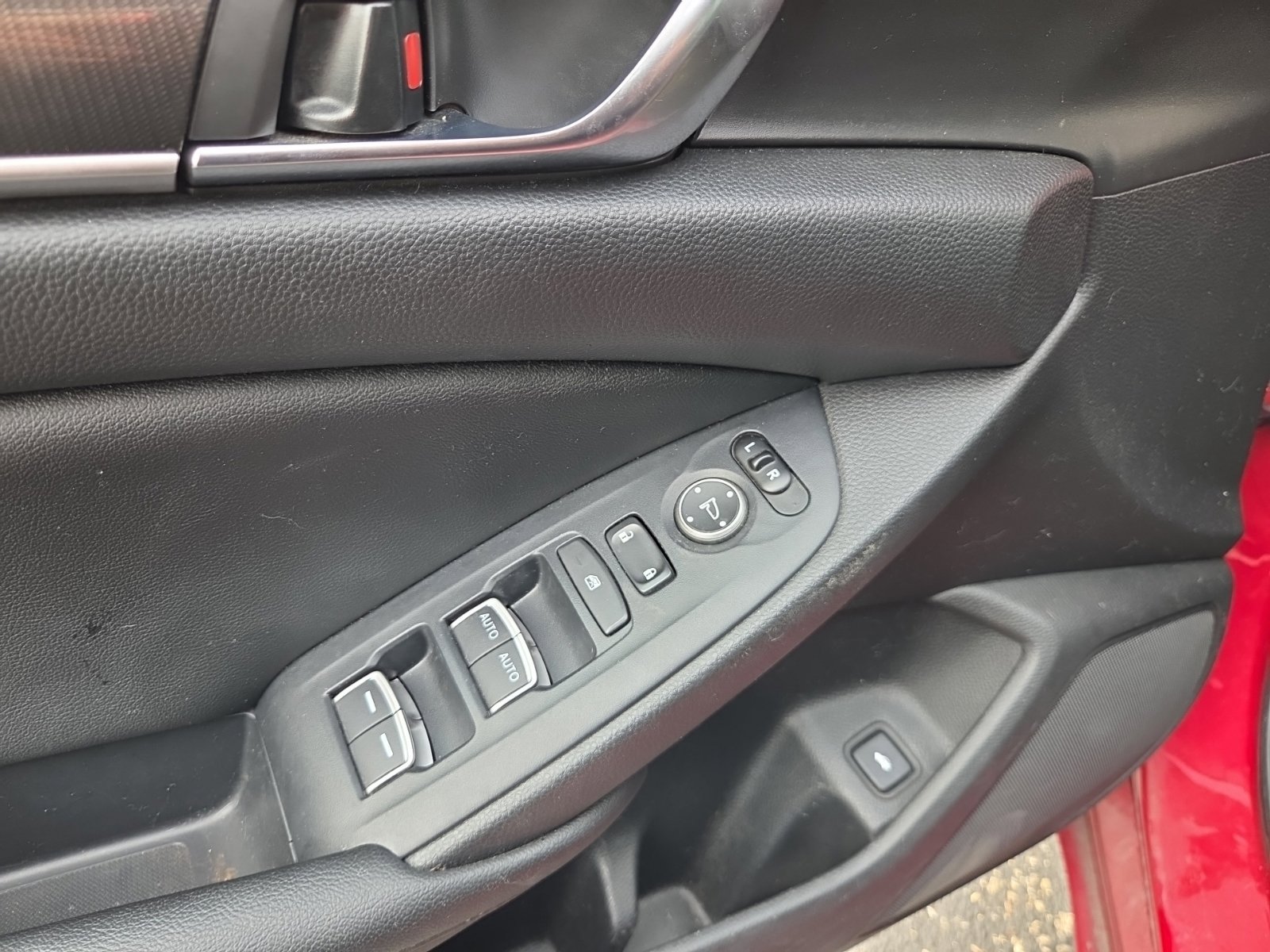 Used 2020 Honda Accord Sport image 17