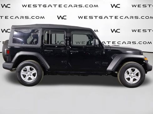 Used 2022 Jeep Wrangler Unlimited Sport image 42