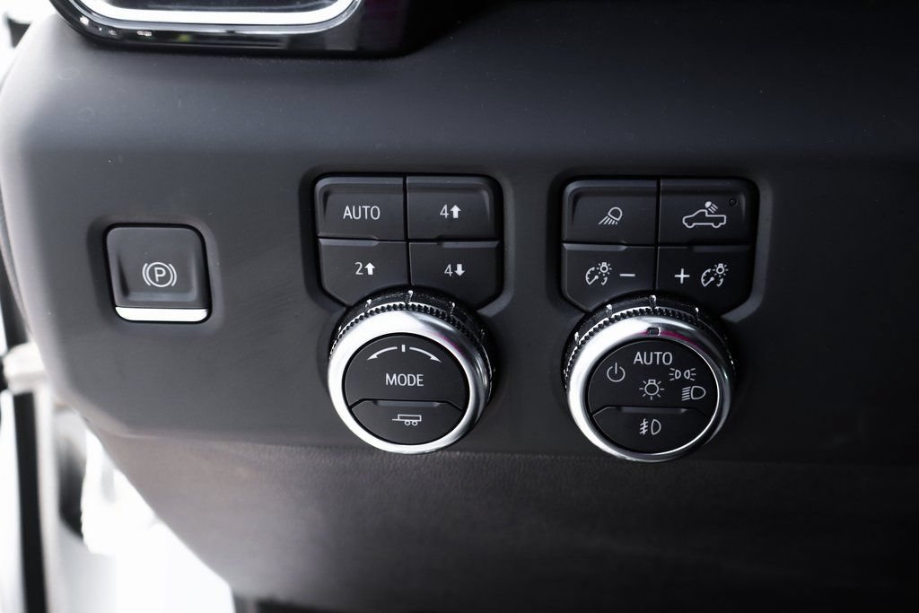 Used 2024 GMC Sierra 2500 Denali Ultimate AWD/4WD image 23