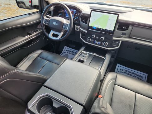 Used 2022 Ford Expedition Max XLT RWD image 47