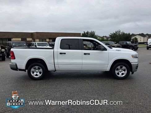 Used 2025 RAM 1500 Big Horn AWD/4WD image 16