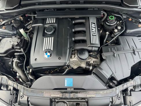 Used 2011 BMW 128i Coupe image 32