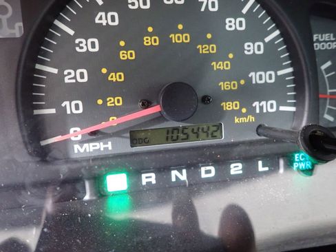 Used 2000 Toyota 4Runner Limited image 18