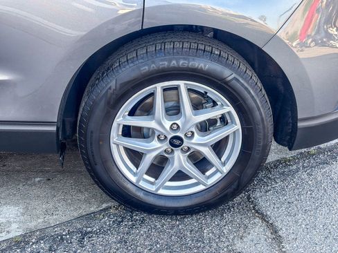 Used 2024 Ford Edge SEL image 13