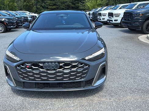 Used 2025 Audi S5 Prestige AWD/4WD image 3