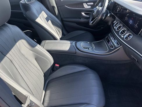 Used 2023 Mercedes-Benz E 350 4MATIC Sedan image 14