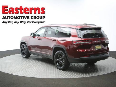 Used 2023 Jeep Grand Cherokee L Laredo image 64