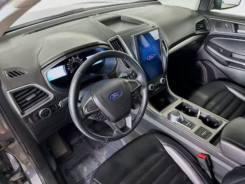 Certified 2023 Ford Edge SEL AWD/4WD image 2