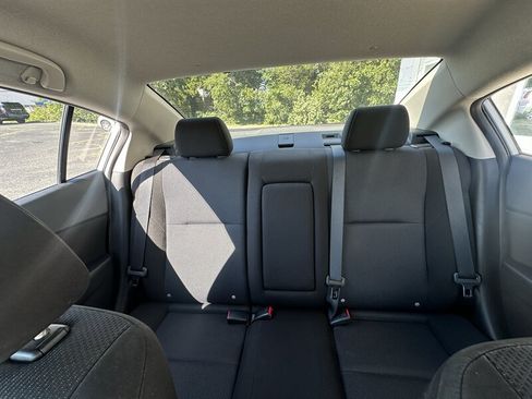 Used 2010 MAZDA MAZDA3 i Touring FWD image 16