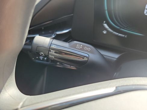 New 2026 Kia Niro LX FWD image 28