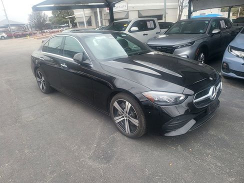 Used 2025 Mercedes-Benz C 300 4MATIC Sedan image 15