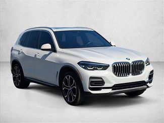 Certified 2022 BMW X5 sDrive40i w/ Premium Package video 3
