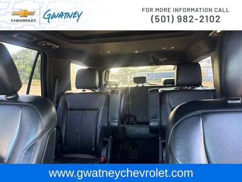 Used 2020 Ford Expedition XLT w/ Equipment Group 202A AWD/4WD image 22