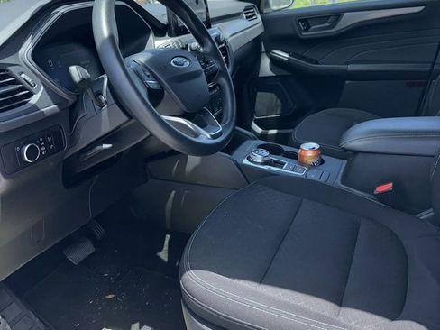 Used 2025 Ford Escape Active FWD image 5