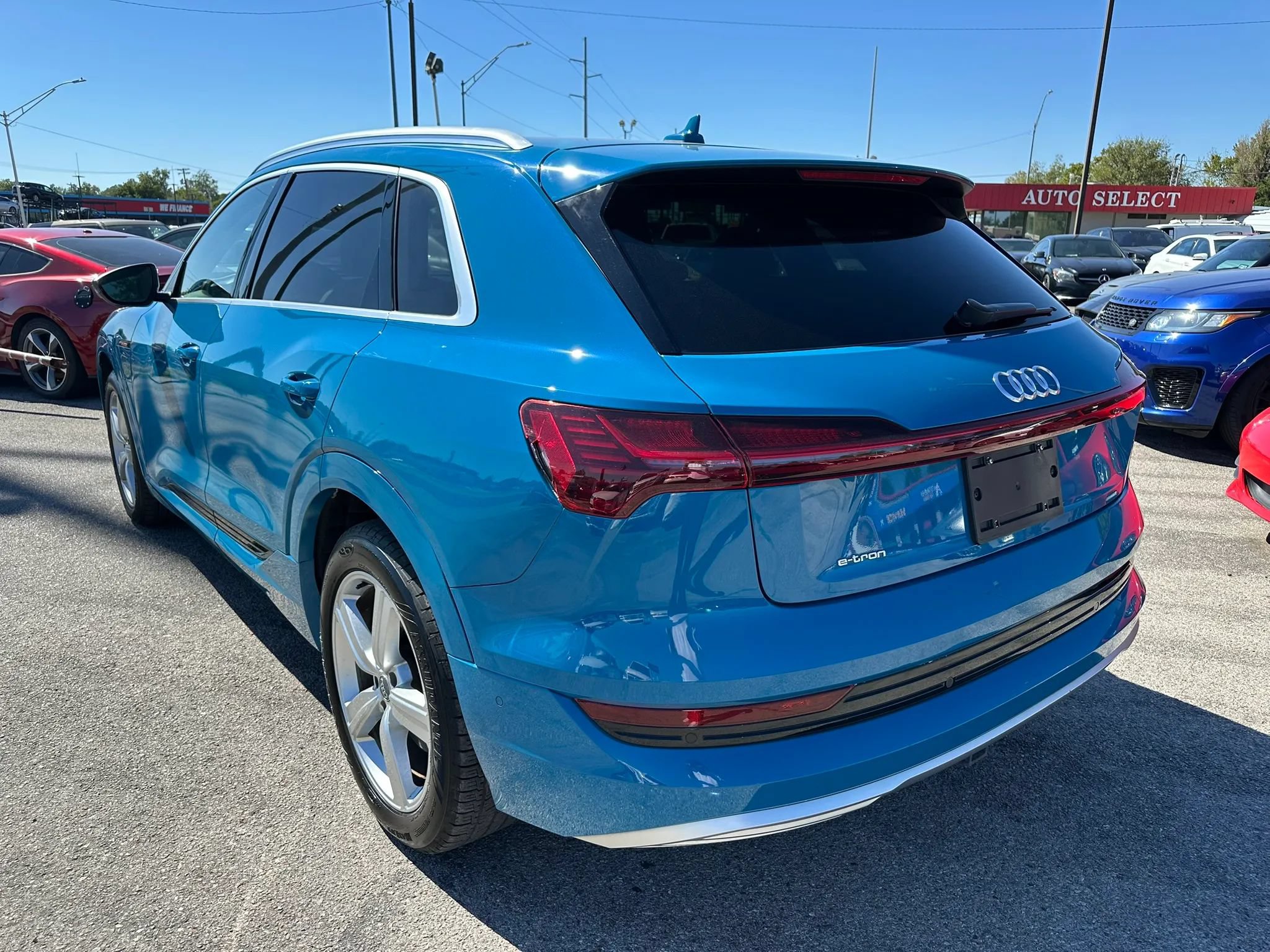 Used 2019 Audi e-tron Prestige AWD/4WD image 39