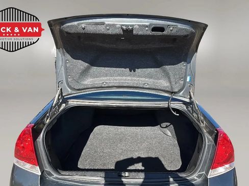 Used 2016 Chevrolet Impala LT FWD image 37