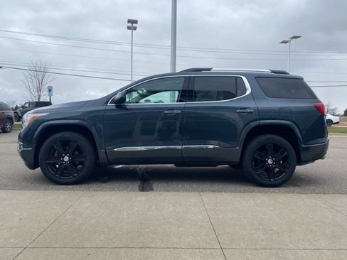 Used 2019 GMC Acadia Denali w/ Technology Package AWD/4WD image 8