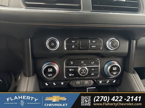 Used 2024 GMC Yukon AT4 w/ Technology Package image 27