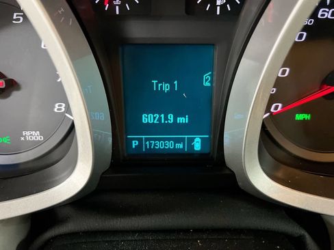 Used 2012 Chevrolet Equinox LT w/ Driver Convenience Package FWD image 13