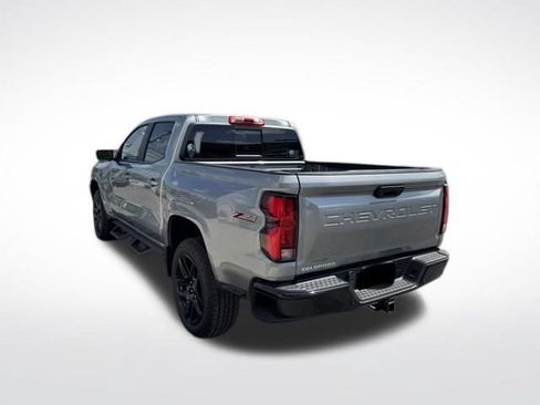 Used 2024 Chevrolet Colorado Z71 w/ Advanced Trailering Package AWD/4WD image 11