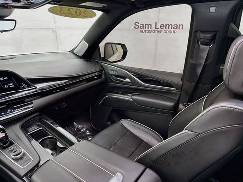 Used 2023 Cadillac Escalade ESV Sport w/ Touring Package AWD/4WD image 25