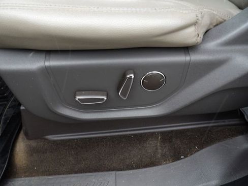 Used 2018 Ford Expedition XLT w/ Equipment Group 202A image 26