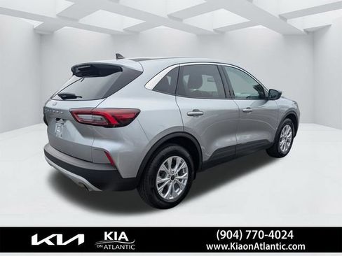 Used 2024 Ford Escape Active FWD image 3