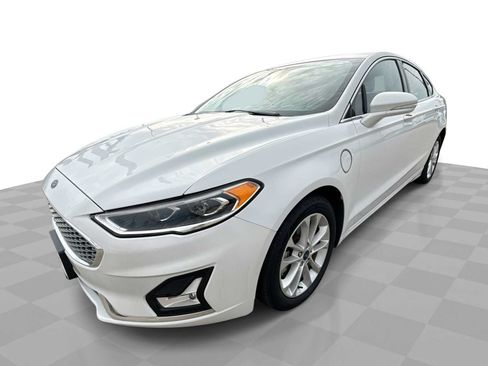 Used 2019 Ford Fusion Energi Titanium FWD image 1