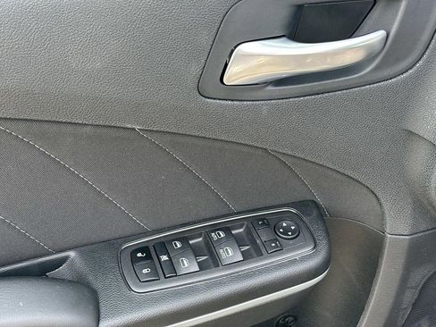 Used 2023 Dodge Charger SXT RWD image 16