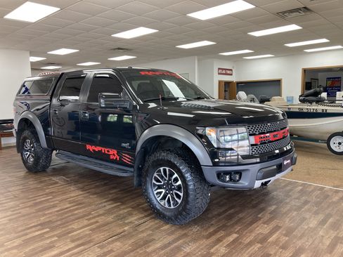 Used 2014 Ford F150 Raptor w/ Equipment Group 801A Luxury AWD/4WD image 4