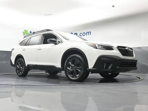 Used 2020 Subaru Outback Onyx Edition XT AWD/4WD image 25