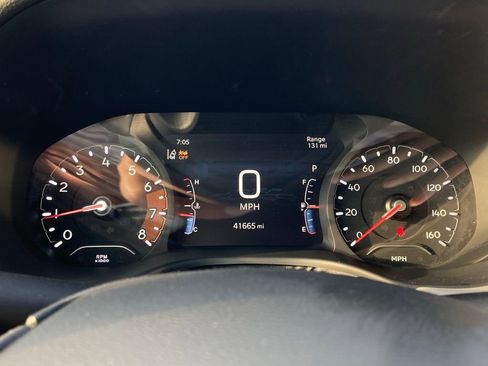 Used 2025 Jeep Compass Limited AWD/4WD image 17