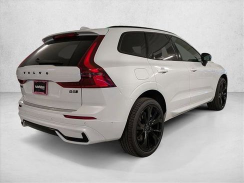 New 2026 Volvo XC60 B5 Ultra w/ Climate Package image 2