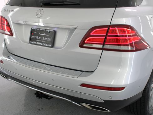 Used 2016 Mercedes-Benz GLE 350 w/ Premium Package image 23